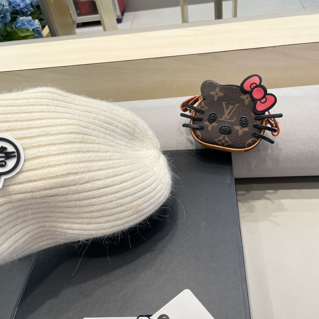 Moncler Caps